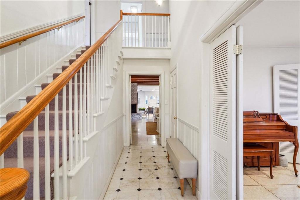 1400 AVIATORS Street