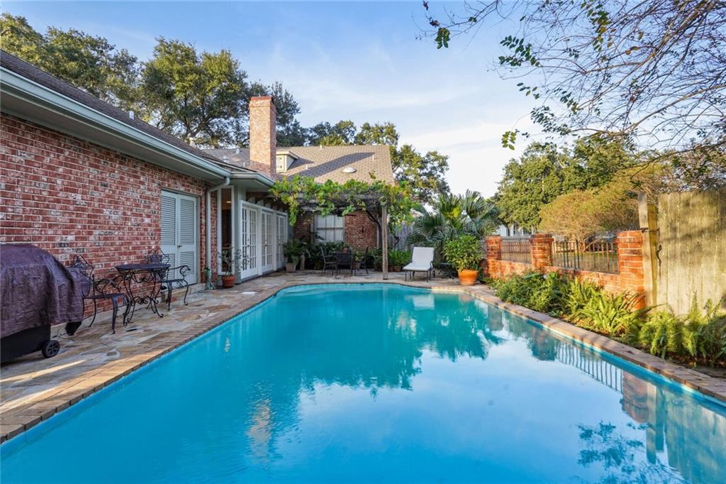 1400 AVIATORS Street