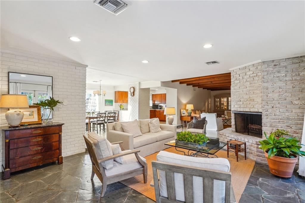 1400 AVIATORS Street