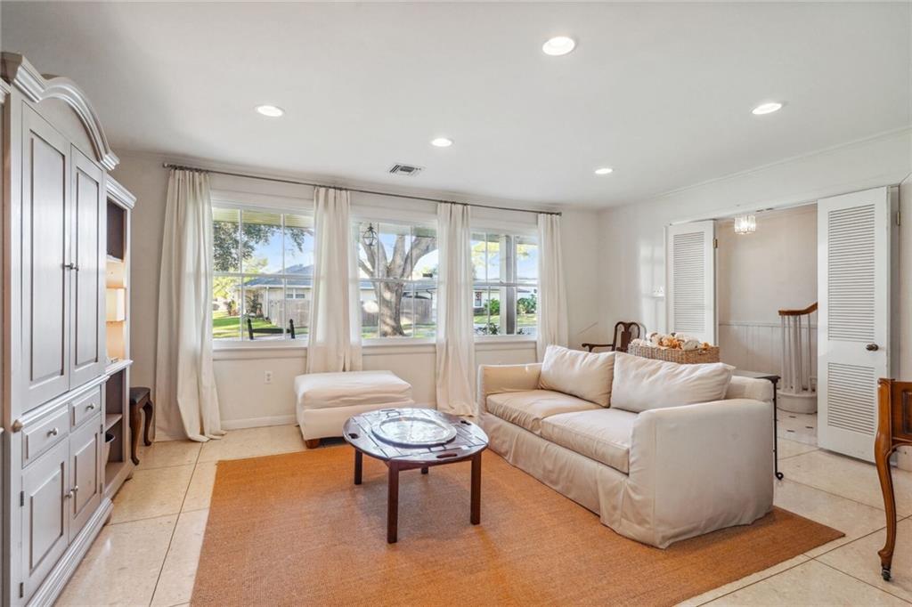 1400 AVIATORS Street