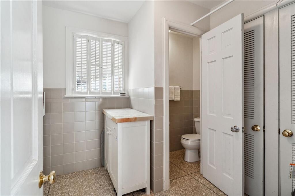 1400 AVIATORS Street