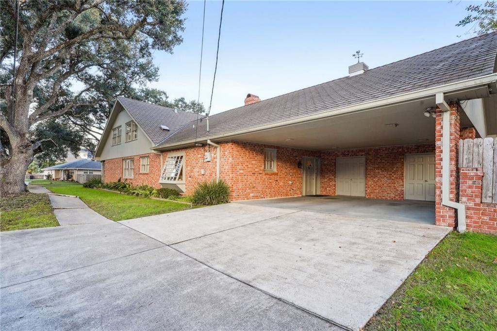 1400 AVIATORS Street