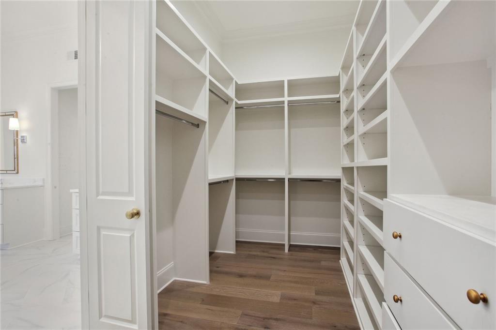 6518 ARGONNE Boulevard