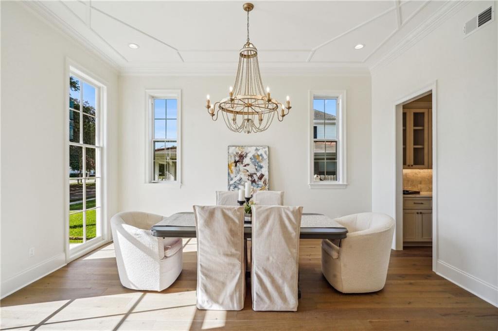 6518 ARGONNE Boulevard