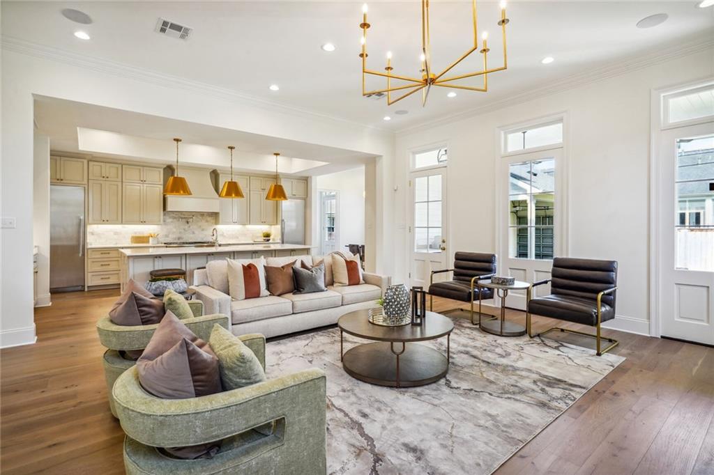 6518 ARGONNE Boulevard