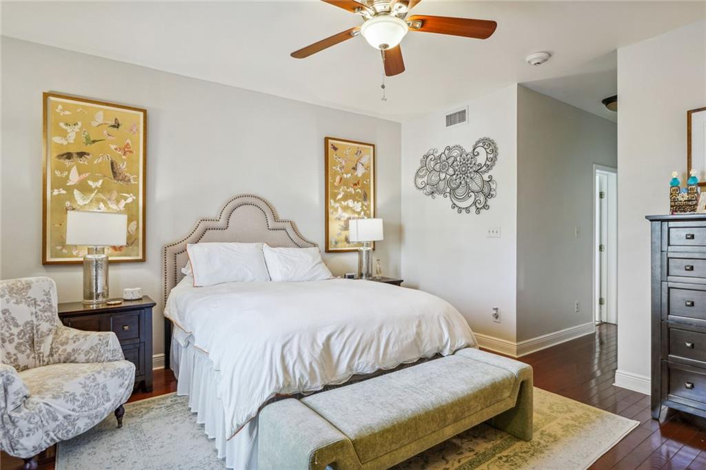 3201 CARONDELET Street 202