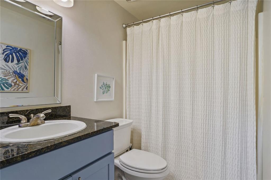 3201 CARONDELET Street 202