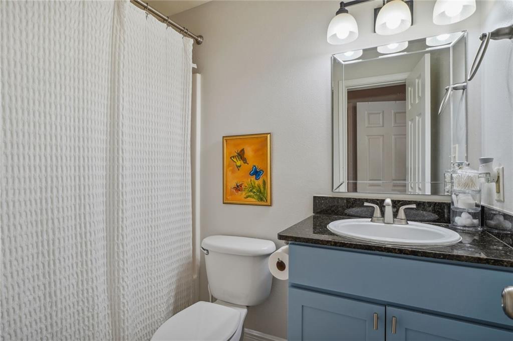 3201 CARONDELET Street 202