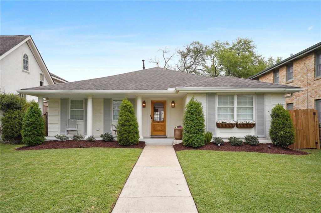 6115 LOUIS XIV Street