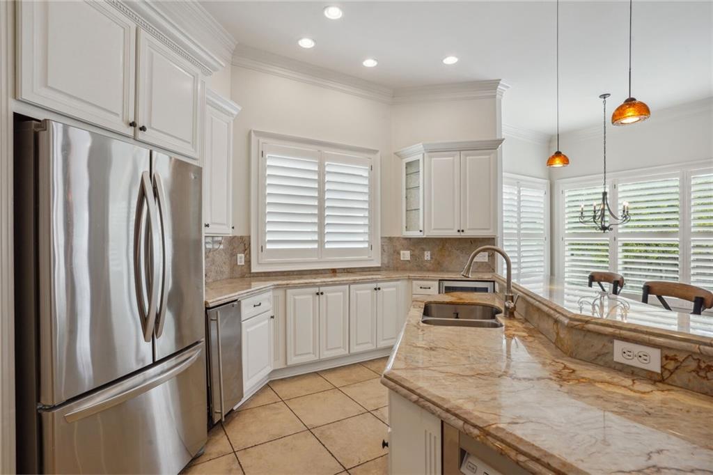 6149 LOUISVILLE Street