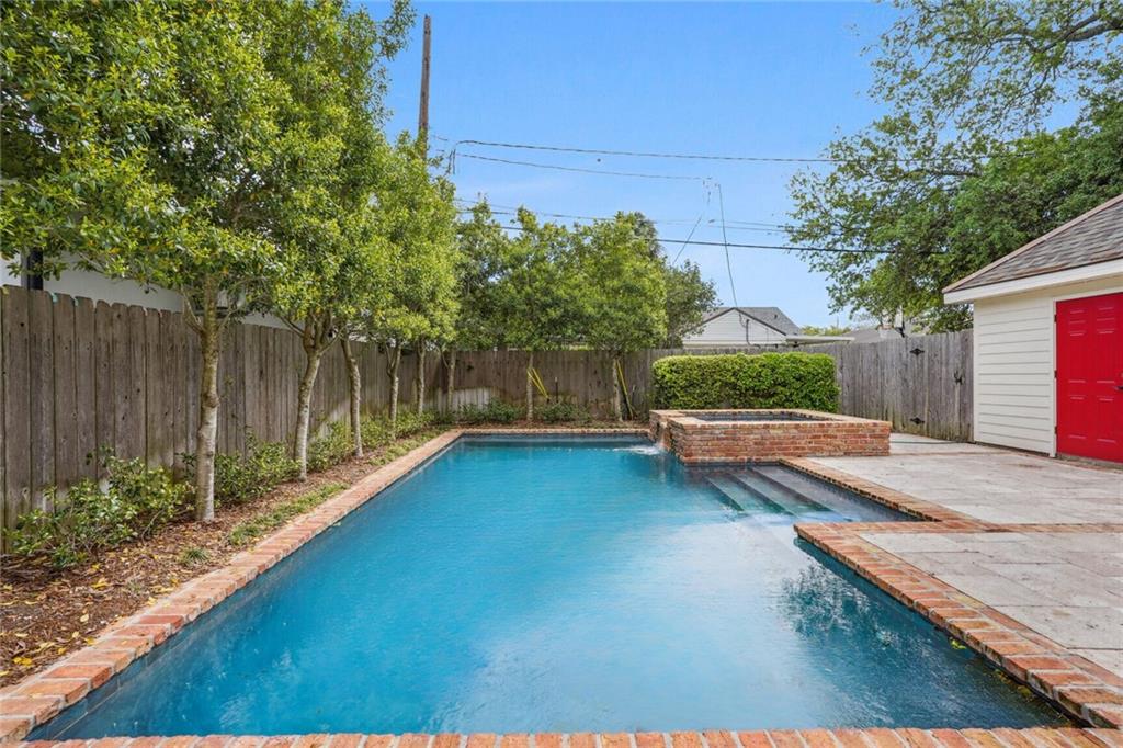 6149 LOUISVILLE Street