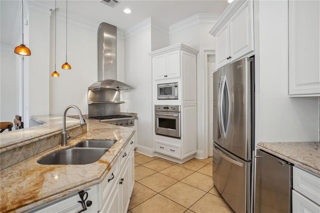 6149 LOUISVILLE Street