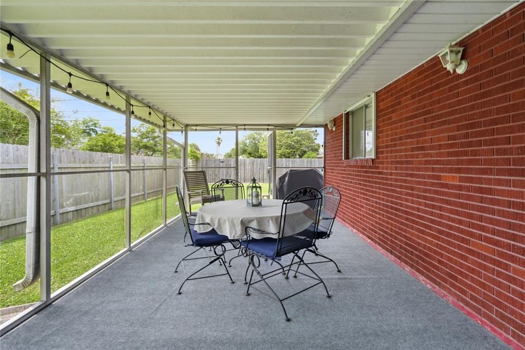 3100 METAIRIE HEIGHTS Avenue