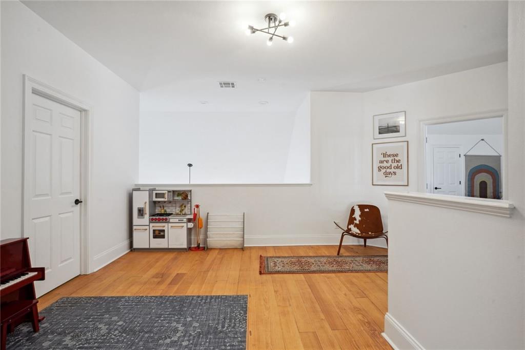 6500 VICKSBURG Street