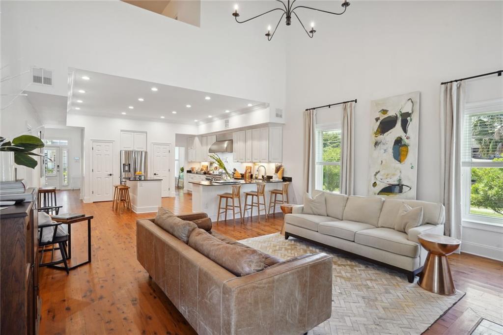 6500 VICKSBURG Street