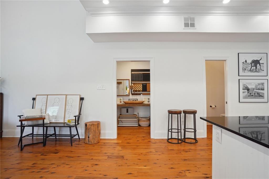 6500 VICKSBURG Street