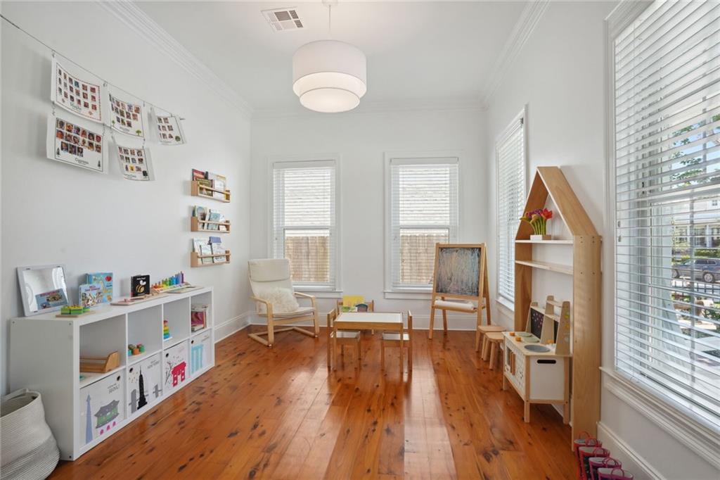 6500 VICKSBURG Street