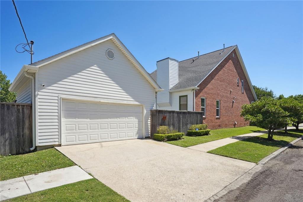 6500 VICKSBURG Street