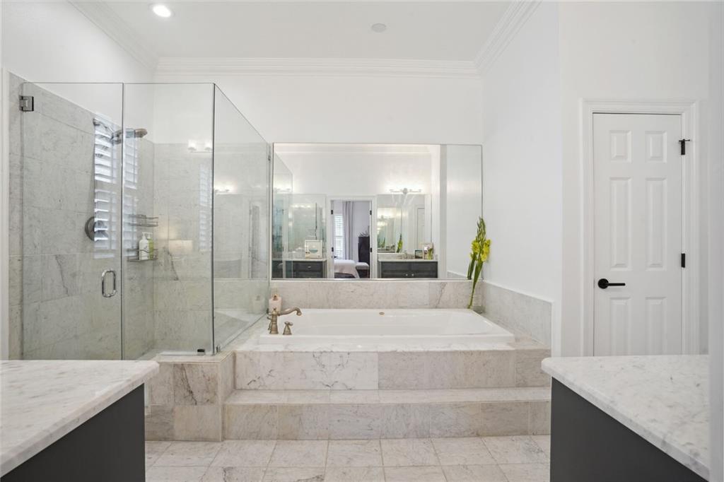 6500 VICKSBURG Street