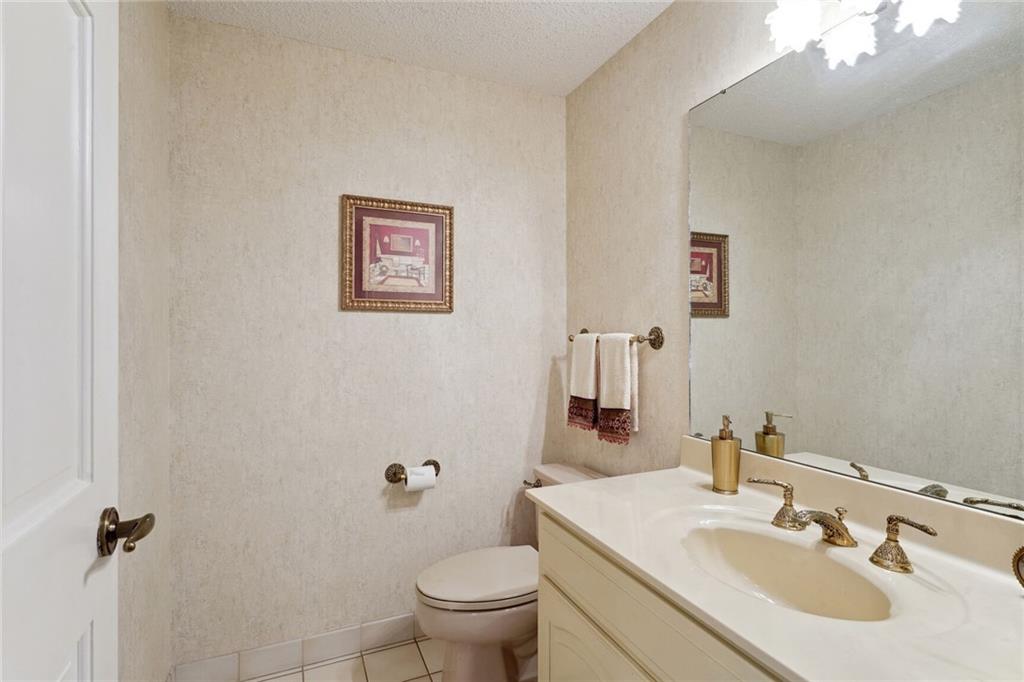 4632 SOUTHSHORE Drive