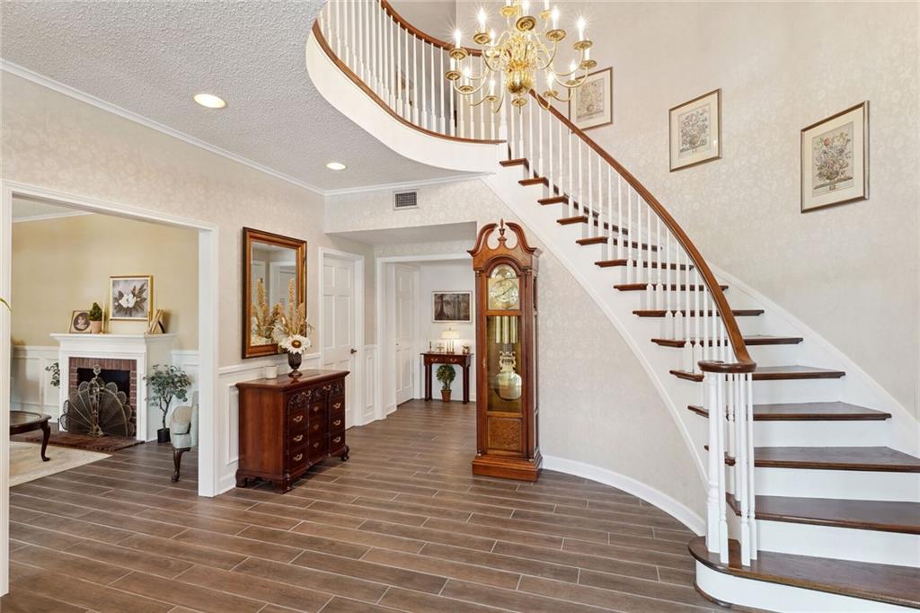 4632 SOUTHSHORE Drive