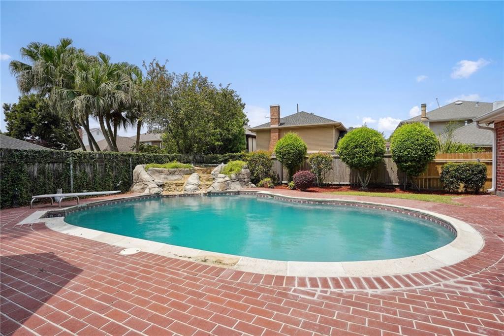 4632 SOUTHSHORE Drive