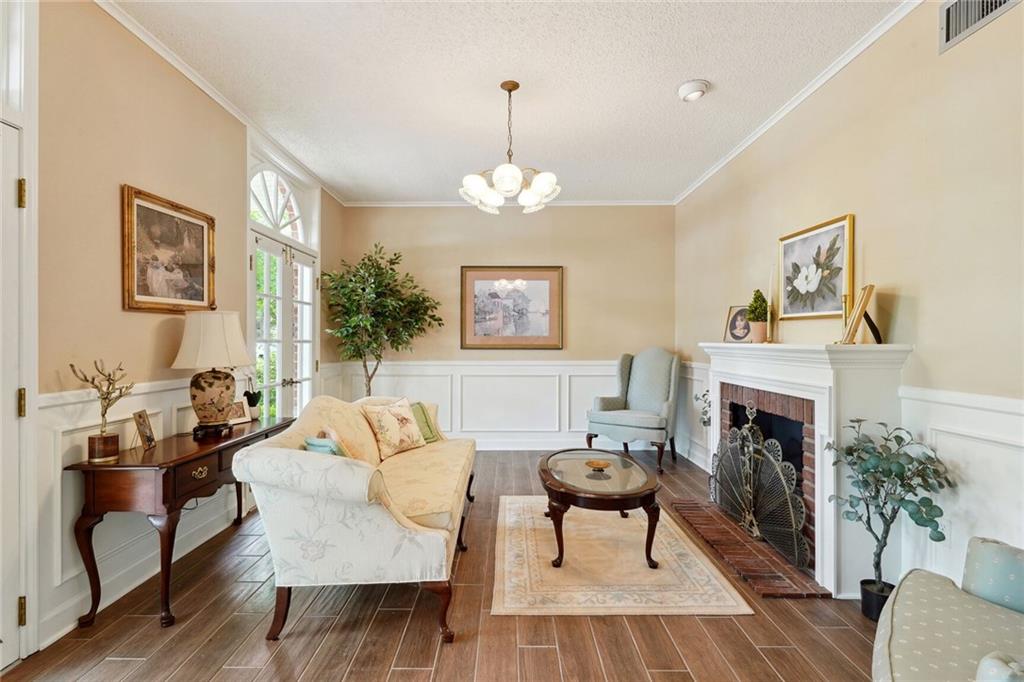 4632 SOUTHSHORE Drive