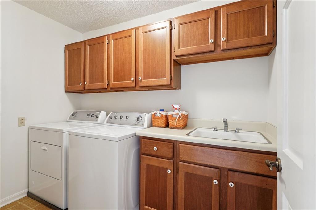 4632 SOUTHSHORE Drive