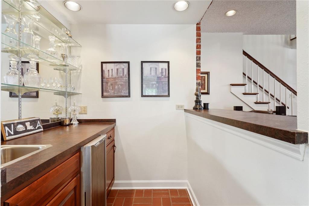 4632 SOUTHSHORE Drive