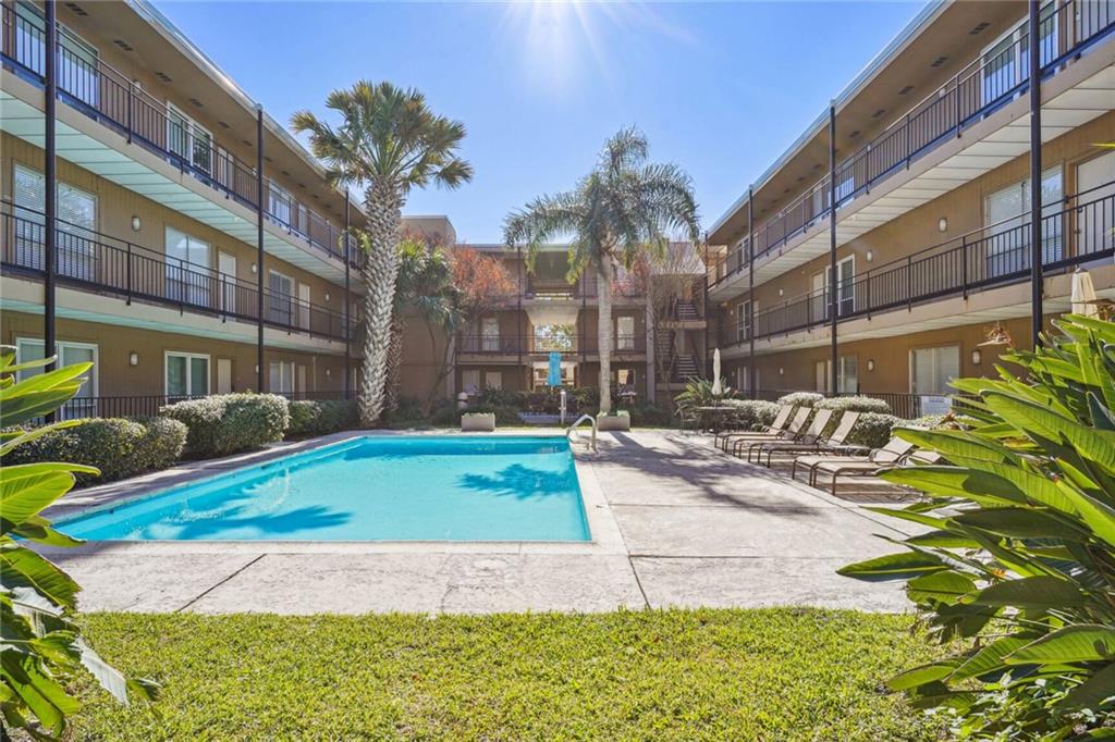 318 LAKE MARINA Avenue 113