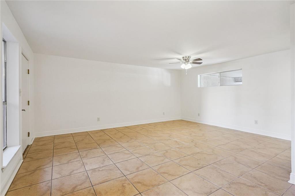 318 LAKE MARINA Avenue 113