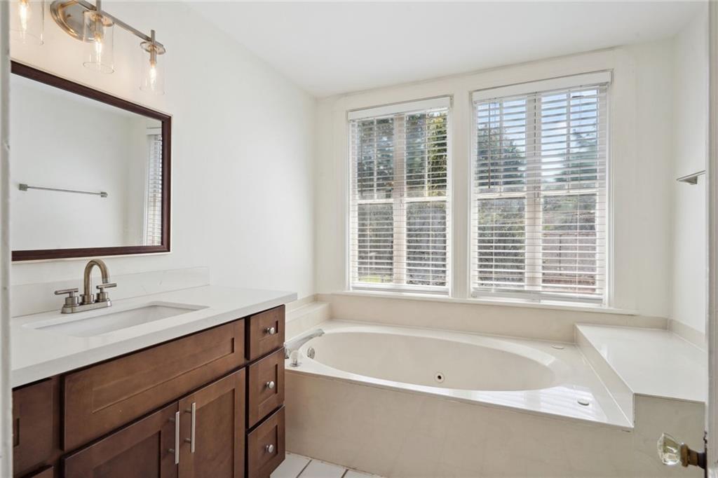 6611 CANAL Boulevard