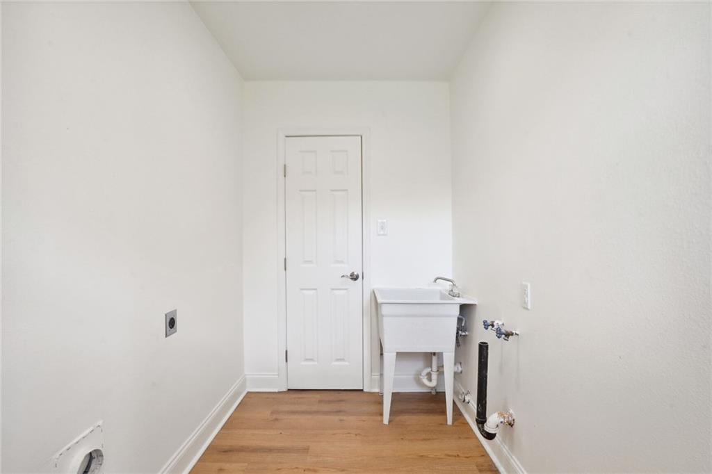 6928 30 ARGONNE Boulevard