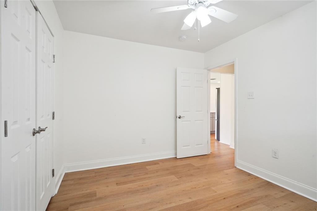 6928 30 ARGONNE Boulevard