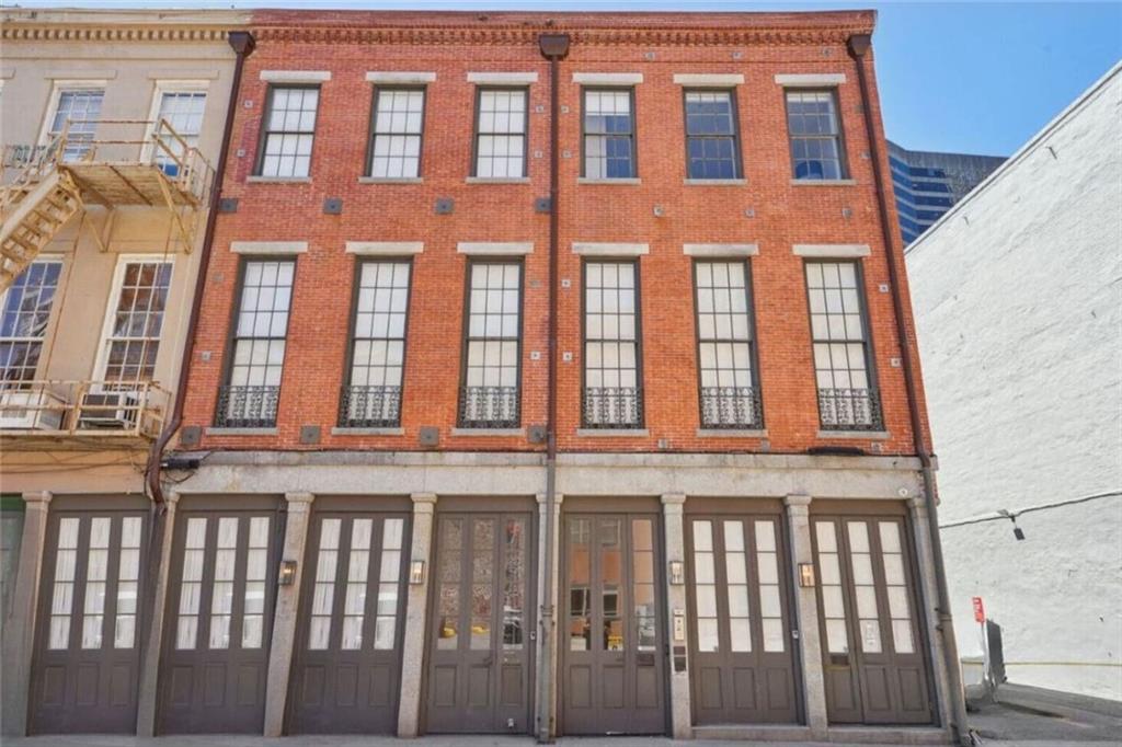 516 NATCHEZ Street 100