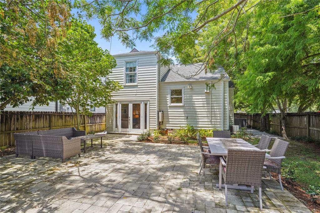 6079 LOUISVILLE Street