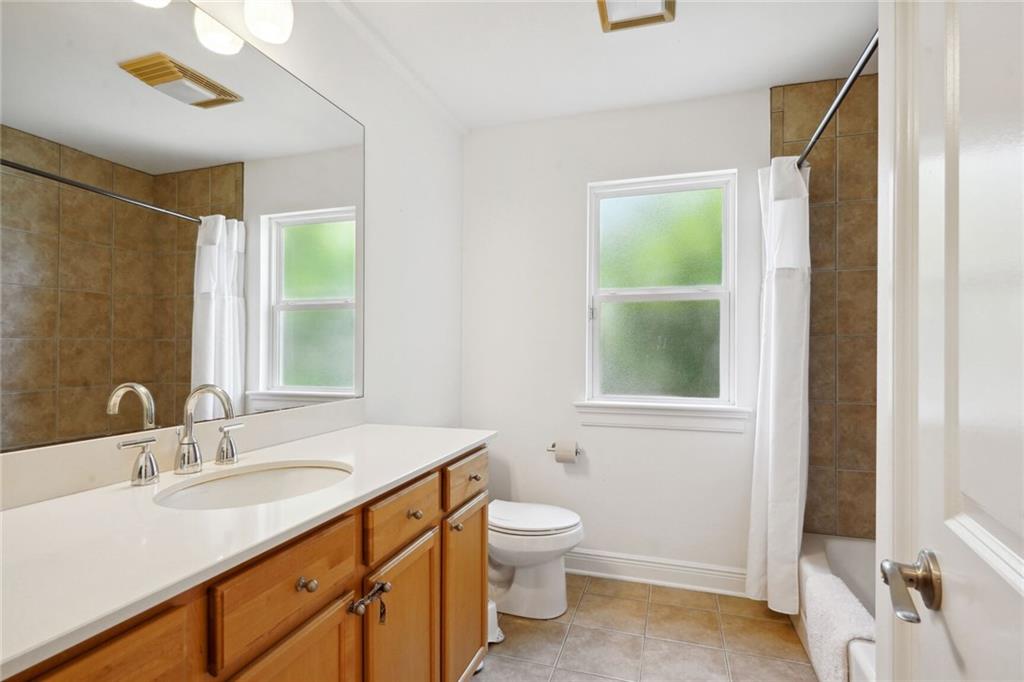 5871 GENERAL DIAZ Street