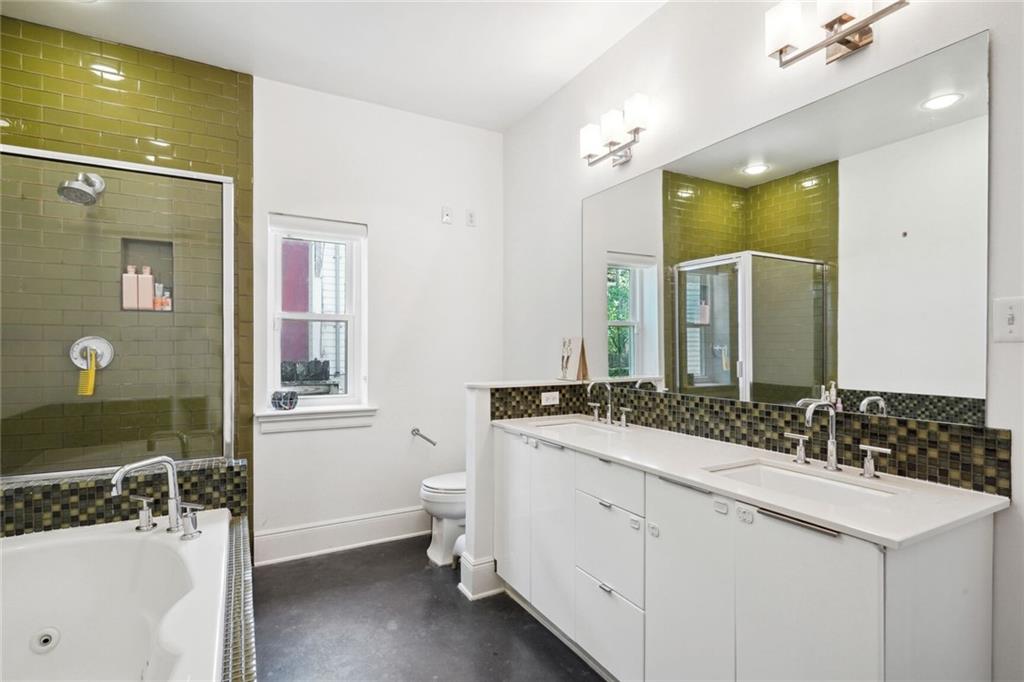 5871 GENERAL DIAZ Street