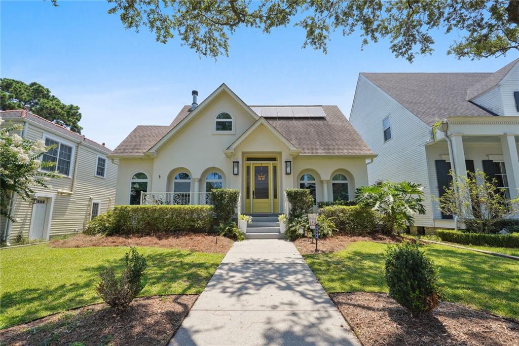 5871 GENERAL DIAZ Street