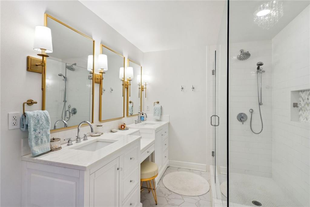 5839 ARGONNE Boulevard