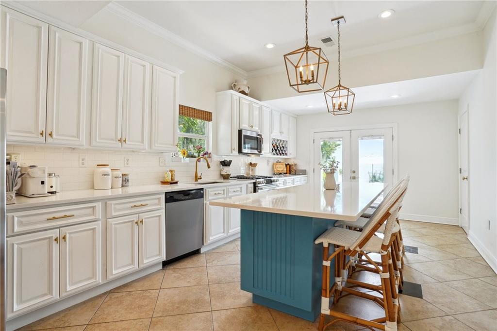 5839 ARGONNE Boulevard