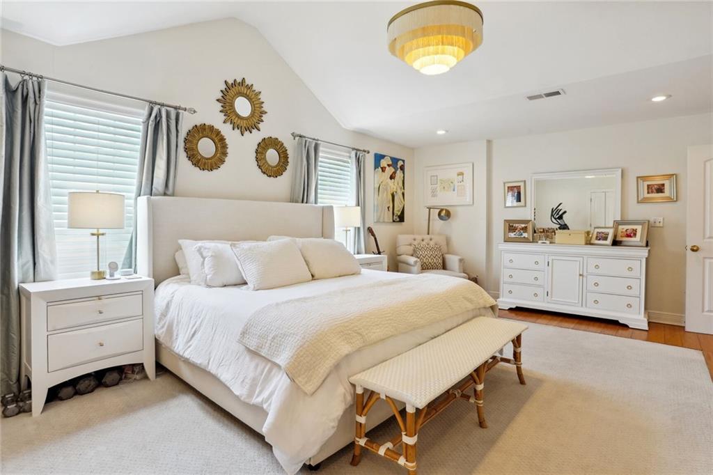 5839 ARGONNE Boulevard