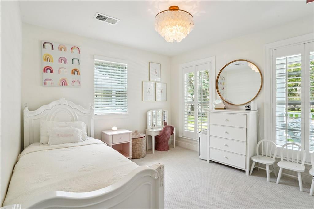 5839 ARGONNE Boulevard