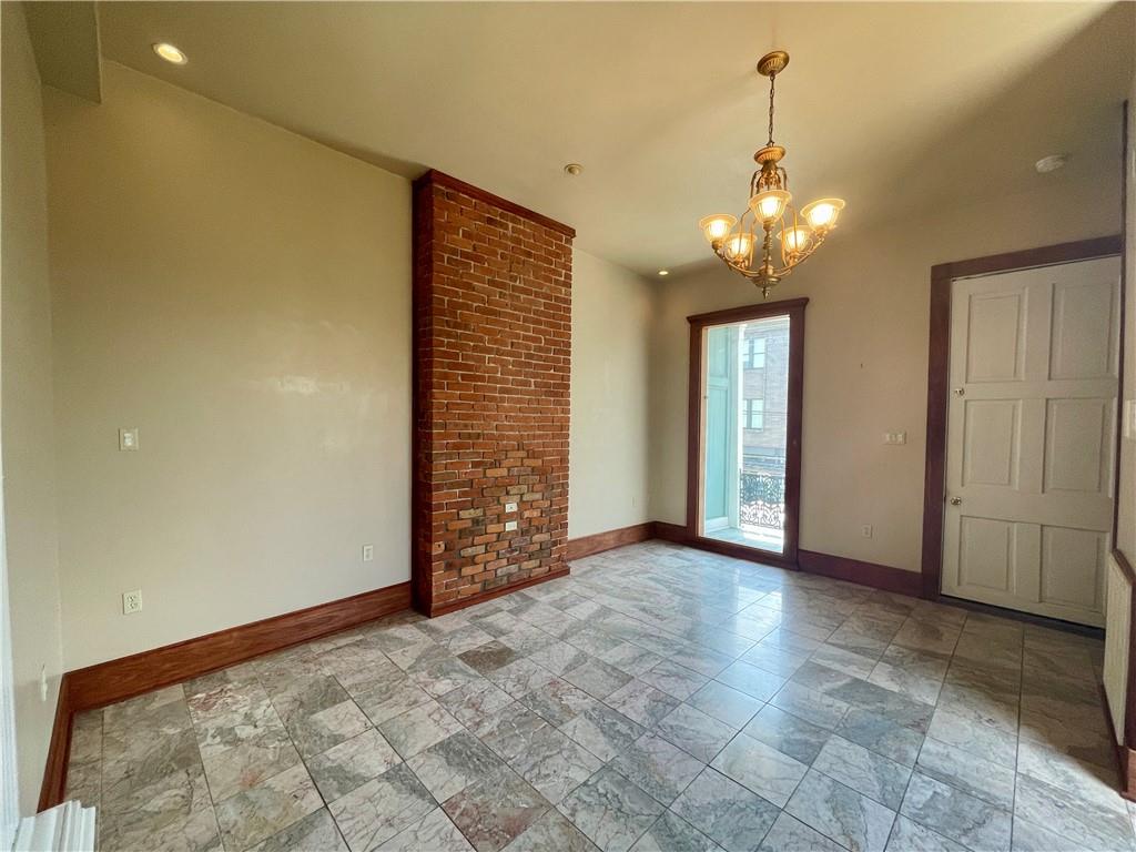 1570 MAGAZINE Street A