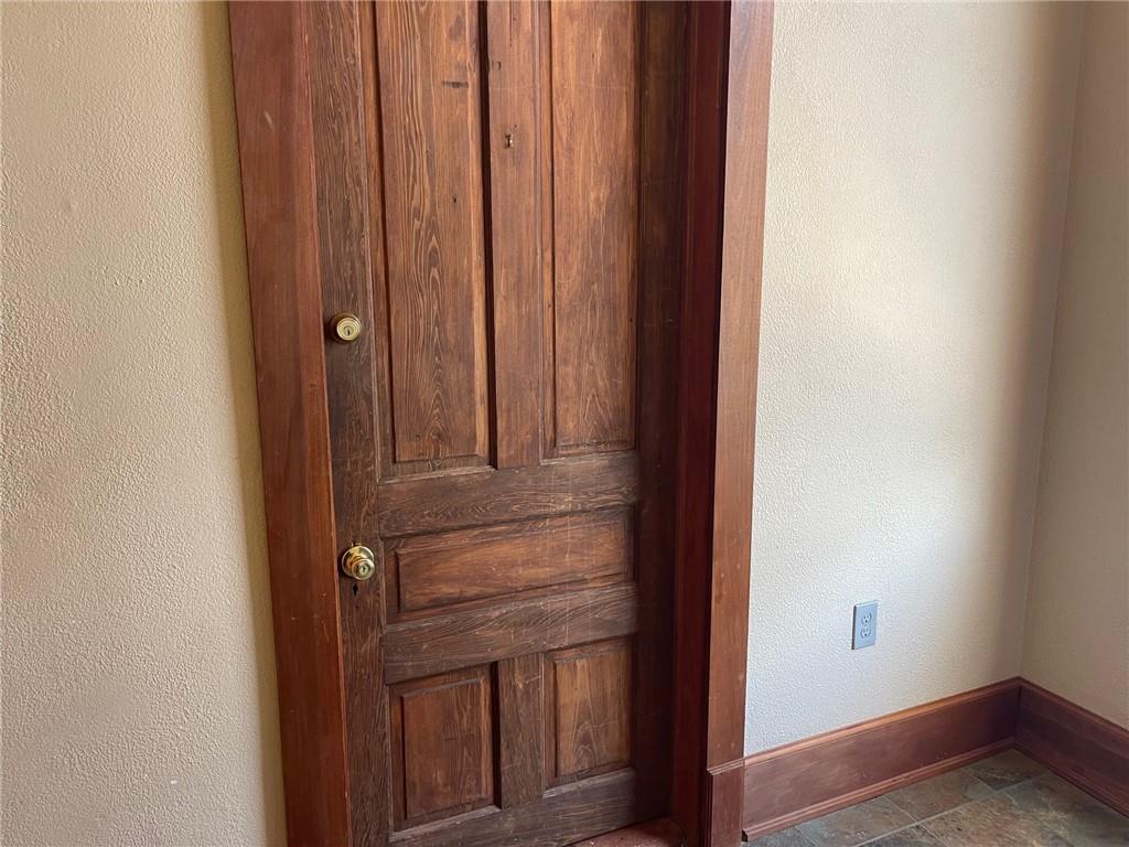 1570 MAGAZINE Street A