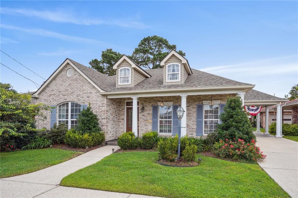 2733 METAIRIE HEIGHTS Avenue