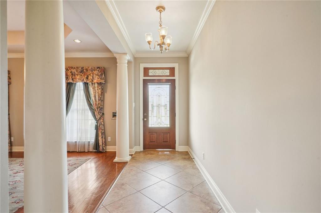 2733 METAIRIE HEIGHTS Avenue