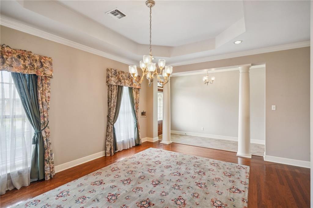 2733 METAIRIE HEIGHTS Avenue