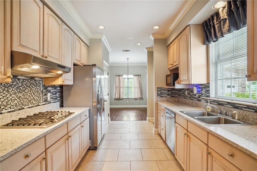 2733 METAIRIE HEIGHTS Avenue