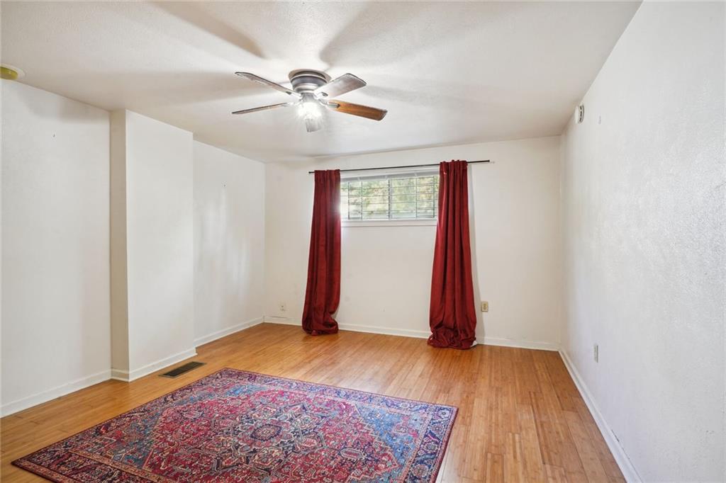 124 N SOLOMON Street 124